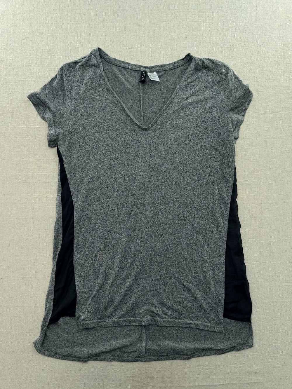 Divided Gray V-Neck Short Sleeve Tee with Black Side Panels